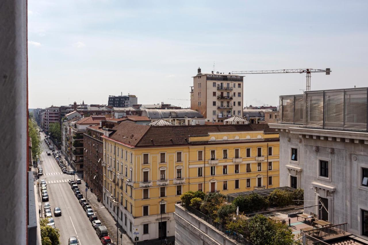 The Blue Nest With A View - 7Th Floor- Via Palestrina Lägenhet Milano Exteriör bild